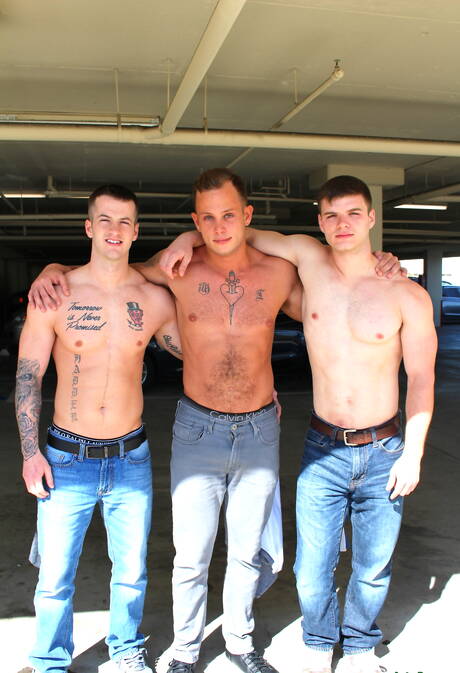 Quentin Gainz, Van James and Zack Matthews in hard 3some sex outside