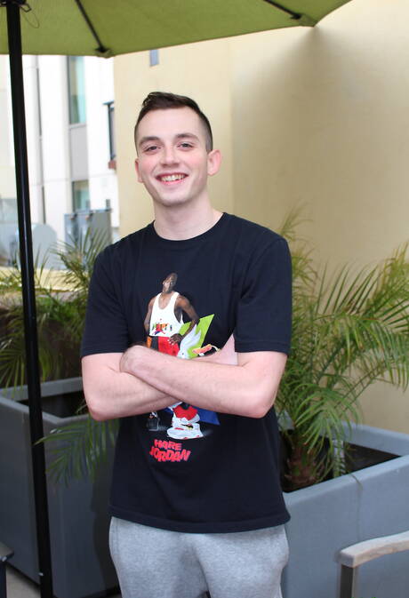 Twink Jordan Graves play with sex toy outside