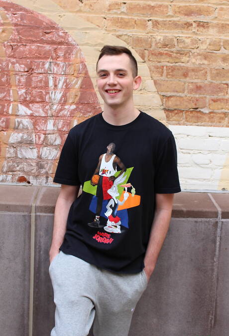 Twink Jordan Graves play with sex toy outside