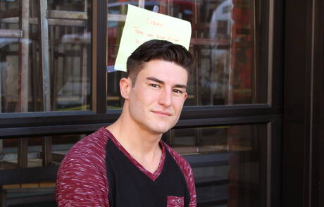 墨西哥肌肉男Derek Allan戶外秀肌肉身材