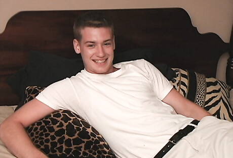 年輕的托德很開心