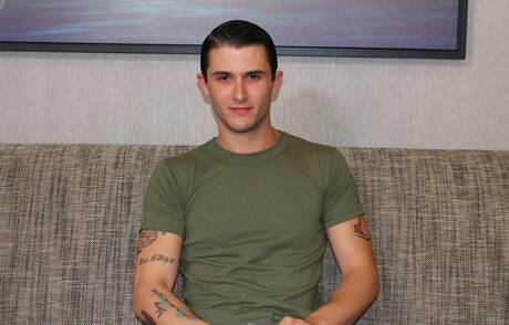 Beefy Phillip Fox get naked and showing tight ass outside