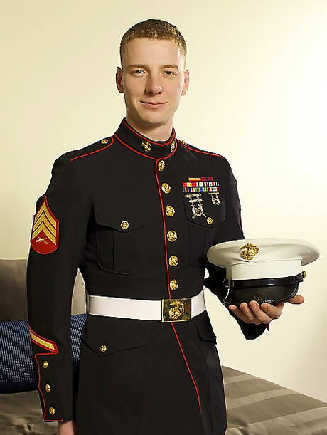 Beefy Conner jack off his dick outdoor