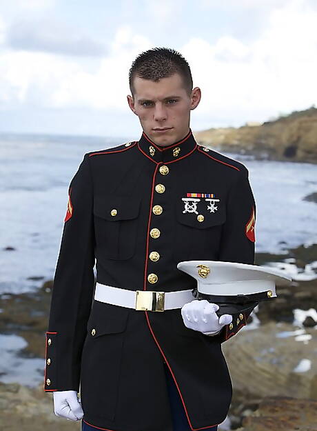 Active Duty: Hot Sky posing naked at the pool