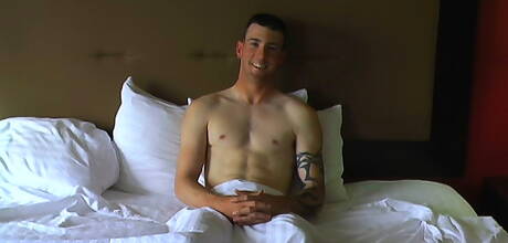 Active Duty: Superstud Danny jack off his cock