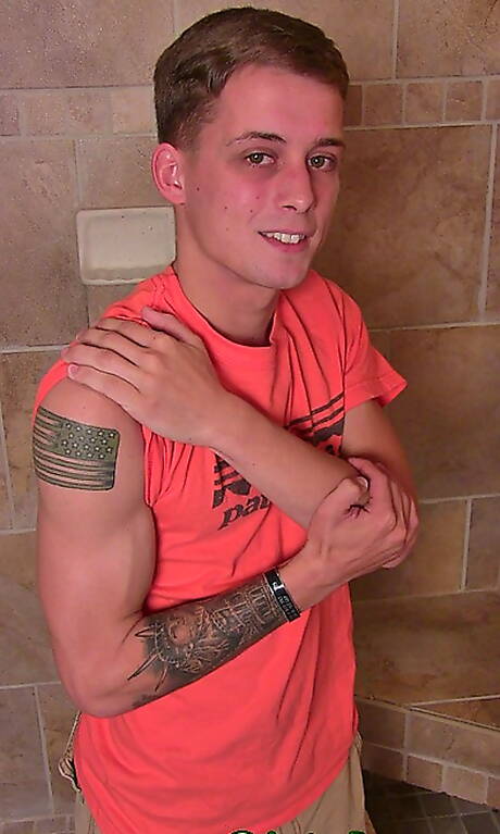 Twink Stefano playing with cock in hot shower