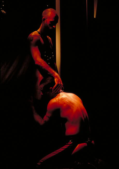 Der Hengst Justin Southall und der harte Kerl Scott Samson mögen Fisting