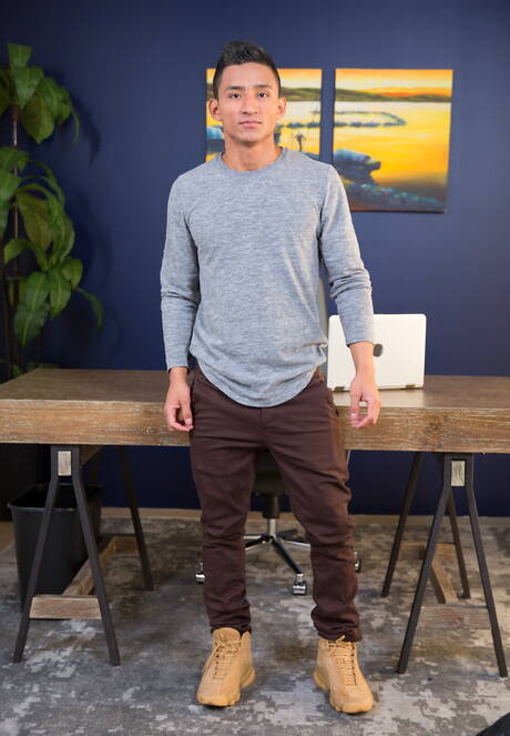 American beefcake Dante Martin and  Yoel Ortiz fuck ass after sucking cock