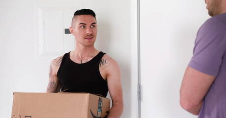 Os simpáticos rapazes americanos, Zak Bishop e o musculoso Roman Todd, se amam