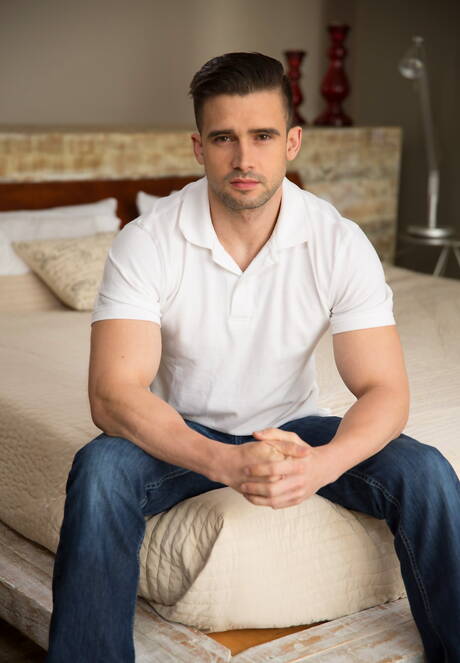 Next Door Studios: Nice american boys beautiful boy Ty Thomas and well-built Mathias fuck after blowjob and fisted