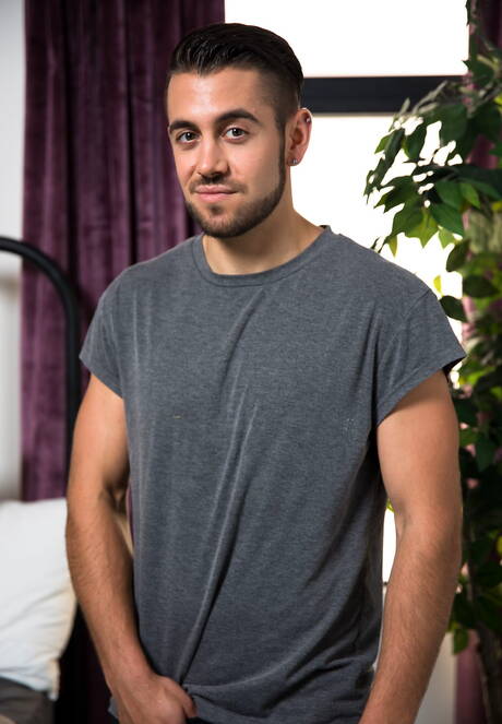 Next Door Studios: Nice american guys hunky guy Charlie Pattinson and strongman Dante Colle sucking and fucking each other