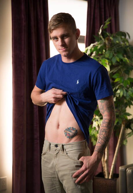 Hot Gunner, Ryan Jordan and Scotty Dickenson have a threesome pleasure