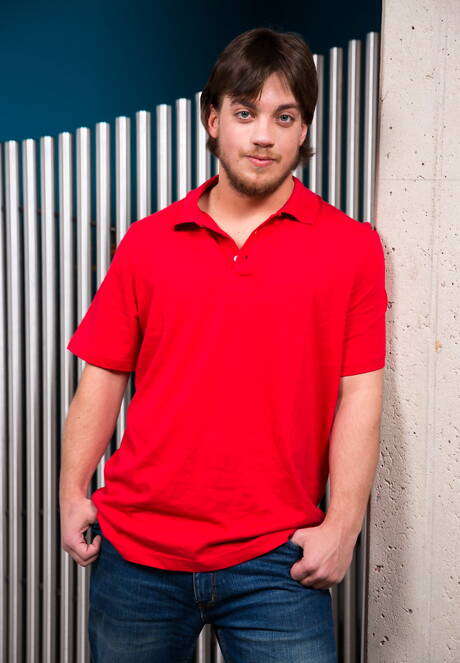 Hunk and tattooed Michael Del Ray getting fucked by young boys