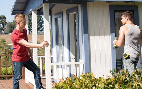 Die sexy Amerikaner Chris Blades und Jason Richards ficken sich im Freien den Arsch