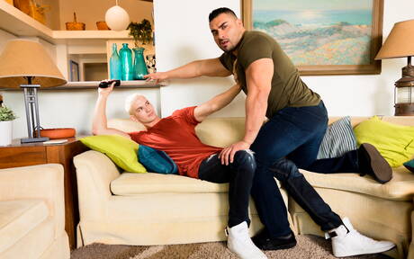 Derek Wulf and american tough guy Jay Dymel in hot homosexual scene