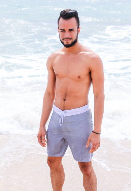 美國硬漢Javier Cruz和帥哥Todd Haynes在沙灘上激情做愛