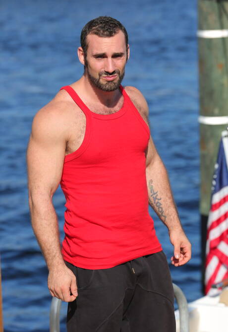 Tough guy Conner Mason and american mature bear Jaxton Wheeler have a hot sex outdoor