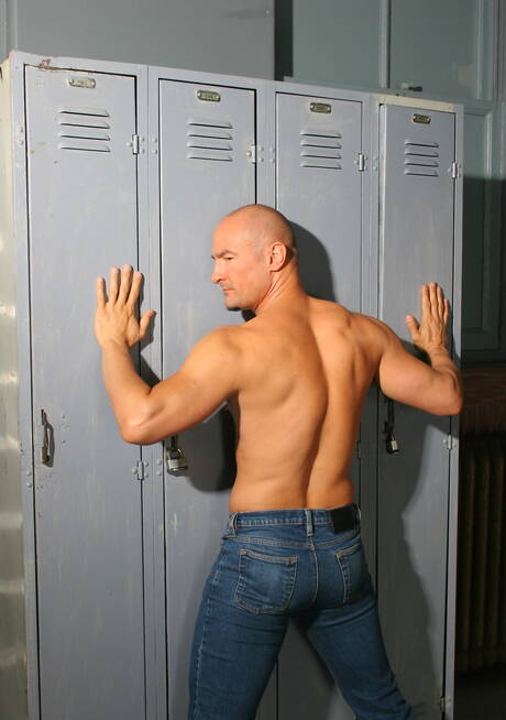 American hunk Rik Jammer and hunk Billy Cochran love fisting