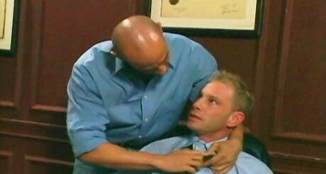 アメリカのイケメン、リック・ジャマーとイケメン、ビリー・コクランはフィスティングが大好き