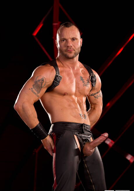 Tough guy Drew Sumrok and american gay bear Drew Sebastian fuck ass after blowjob and fisting