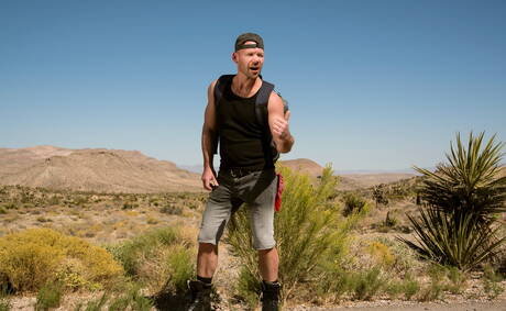 Hot american dudes beefcake Nate Grimes and hot bear Mike Tanner have a hot sex with fisting outside