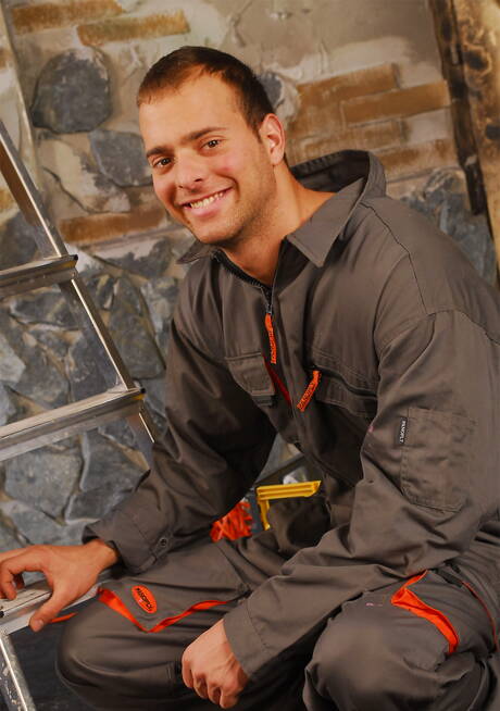 匈牙利硬漢吉米·維斯康蒂自慰