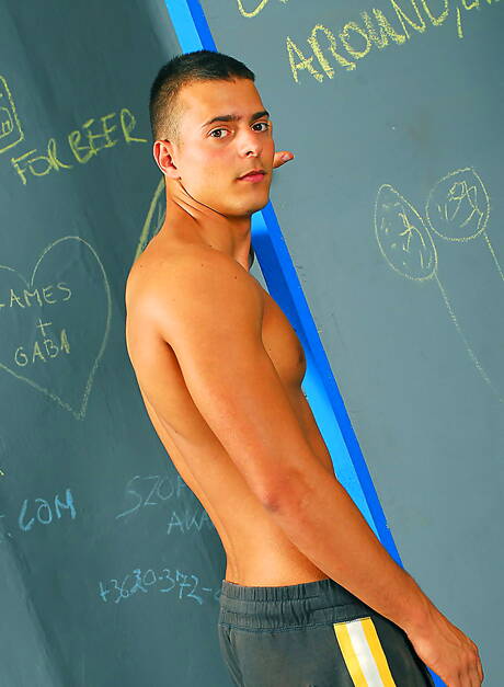 匈牙利超級帥哥喬伊維斯康蒂玩弄陰莖