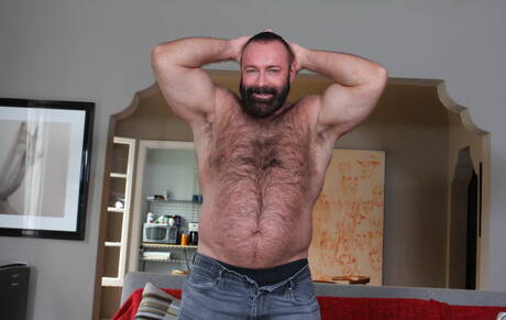 Sexy americans, hot bear Brad Kalvo and stud Nick Fitt sucking and fucking each other