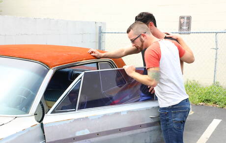 Two american dudes stud Alexander Garrett and otter Jay Donahue in hard anal sex outdoor