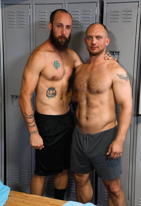 Pride Studios: Two american guys stud John Magnum and otter Dustin Steele fuck after blowjob