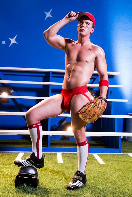 Die sexy Jungs Nick Sterling, Jj Knight und Beaux Banks haben sich gegenseitig geknallt