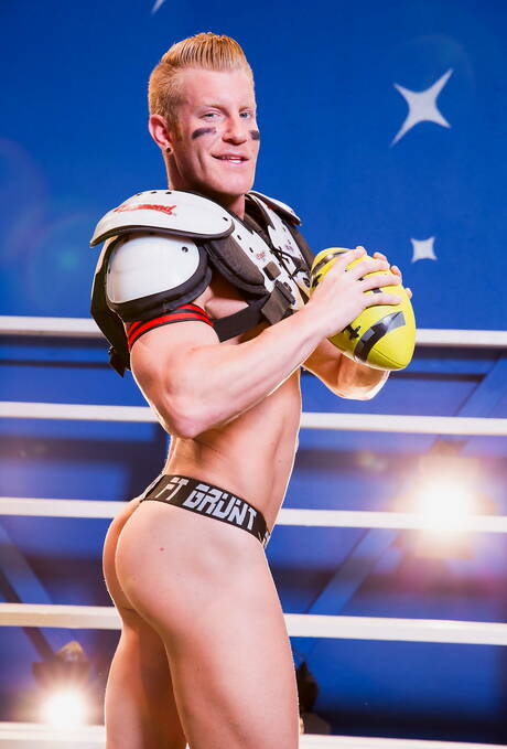 Gorgeous dude Johnny V and sensual buddy Aaron Savvy in hot ass fuck action