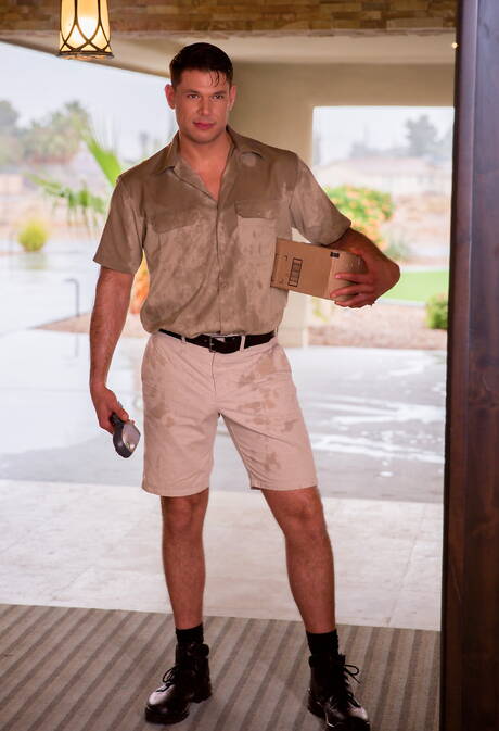 Falcon Studios: Johnny V and american muscular Tyler Roberts fuck ass after sucking cock with fisting