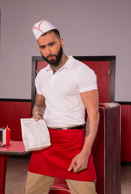 Noah Donovan, Bennett Anthony, Rikk York, Lucas ont un bon sexe en groupe