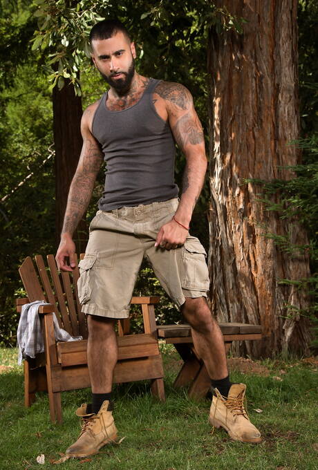 Nasty buddies Seth Santoro, Rikk York and Damian Taylor have a good threesome sex outdoor