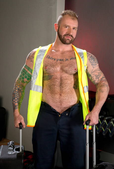 Raging Stallion: American mature bear Aleks Buldocek and  Lorenzo Flexx in hot ass fuck action