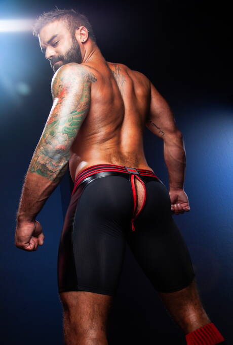 Raging Stallion: Canadian hairy bear Drake Masters and  James Stevens in dick sucking scene