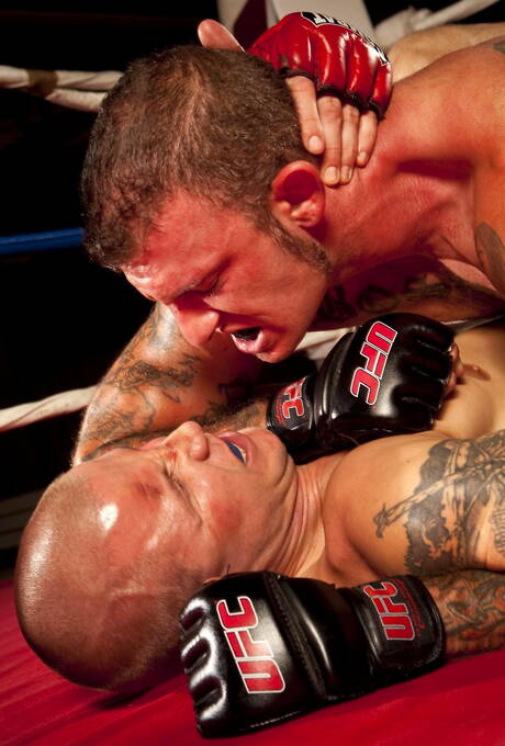 American stud Ricky Sinz and  Brenn Wyson in hot anal sex