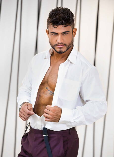 Men.com: Latin beefcake Andy Star and brazilian stud Diego Lauzen have a good sex