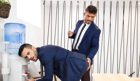 Latin beefcake Andy Star and brazilian stud Diego Lauzen have a good sex