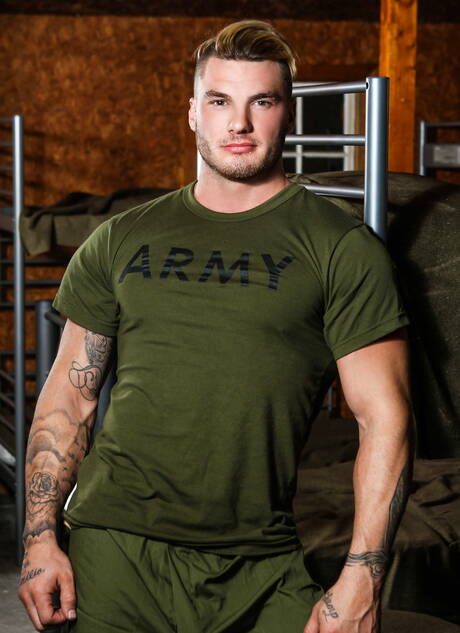 美國超級帥哥Kit Cohen和Bellamy Bradley享受美妙的性愛