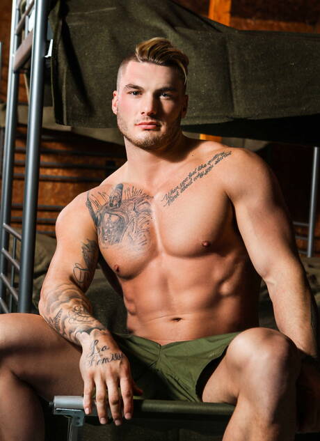 美國超級帥哥Kit Cohen和Bellamy Bradley享受美妙的性愛