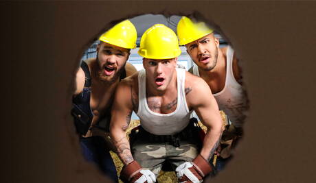 Thyle、Morgan、Jason 和 Joey Mentana 的群交場景