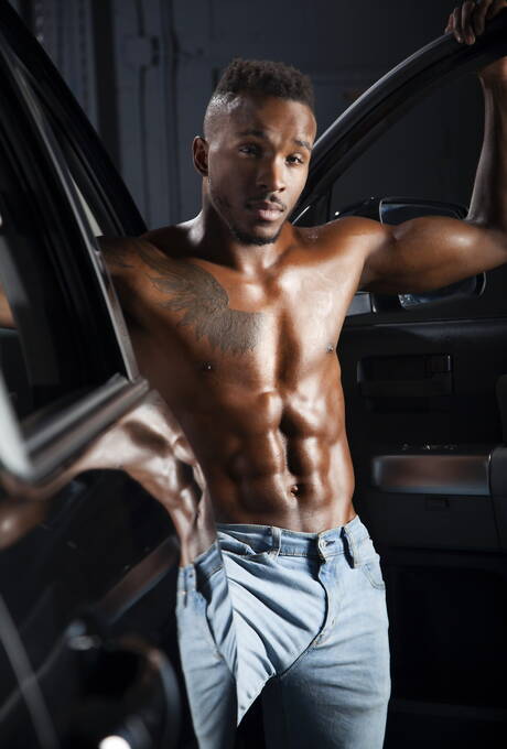 Die heißen Austin Wolf, Pheonix Fellington und Kurtis Wolfe lieben sich gegenseitig