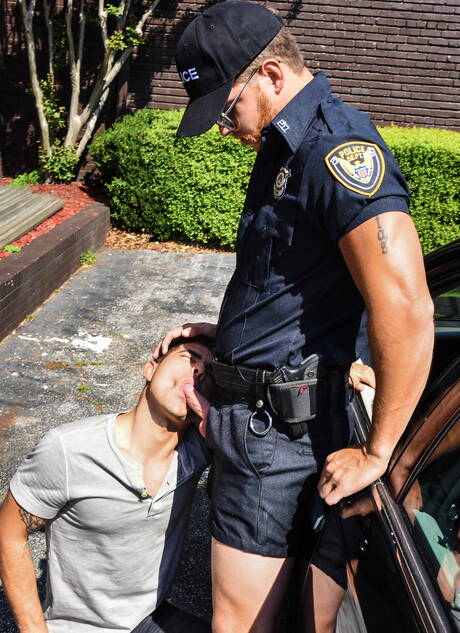 Russian stud Vadim Black and american muscular Ashton Mckay in hot ass bang outside