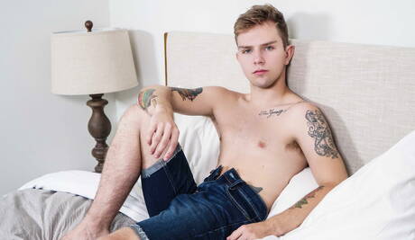 Men: American stars hairy bear Jaxton Wheeler and young Timothy Drake sucking and fucking each other