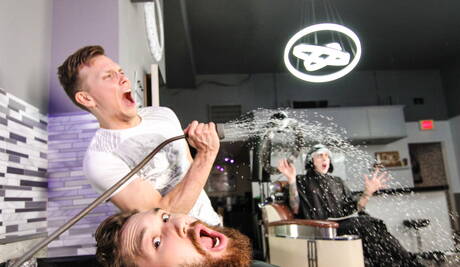 超級帥哥摩根布萊克和加拿大哈士奇男伊森蔡斯激情肛交