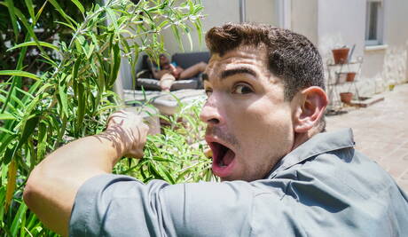 Men.com: Two american guys beefy Jeremy Spreadums and strongman Cliff Jensen banged each other outside