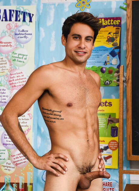 American hunk Roman Todd and well-built Titus make a love