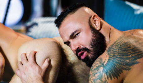 German husky guy Jessy Ares and english muscular Paddy Obrian have a hot couple sex